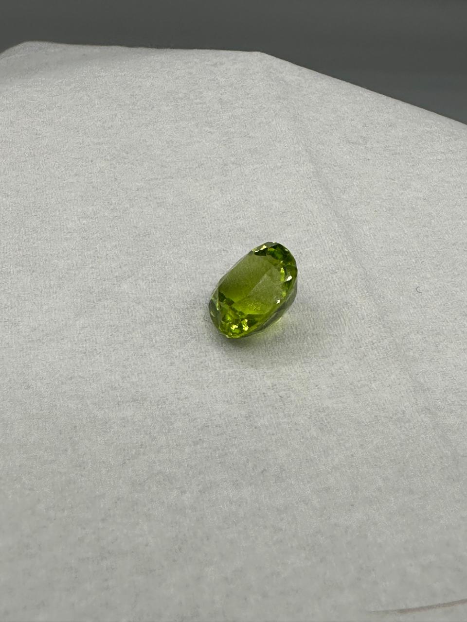 Peridot Stone 2.95 Carats
